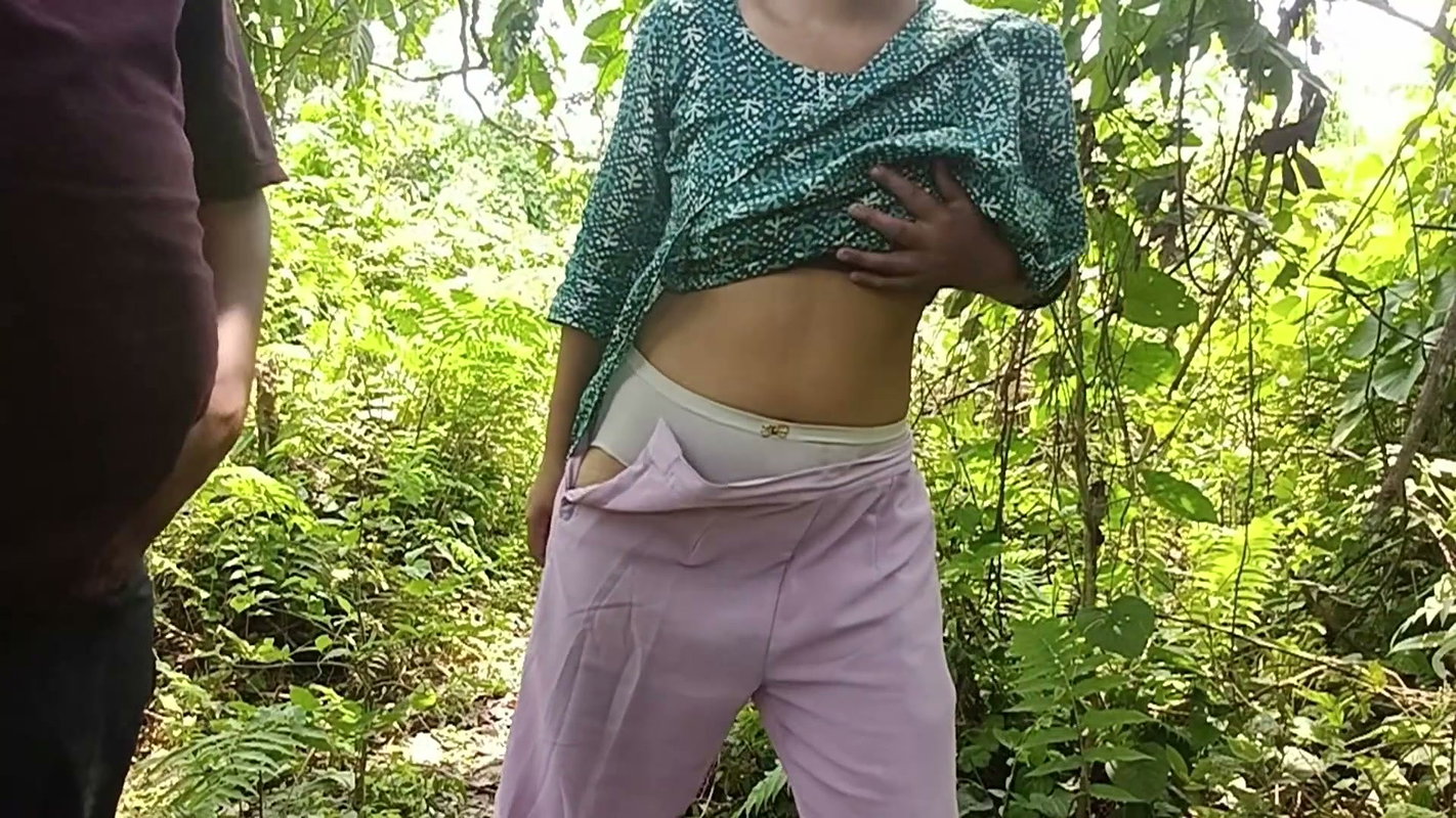 Jungle sex video Hindi