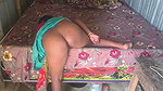 My hot housewife ki gand chudai ki bed per leta kar