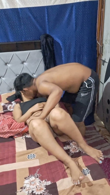 PREMIUMPRON10 INDIA DESI HOT vargin Wife Romantic video