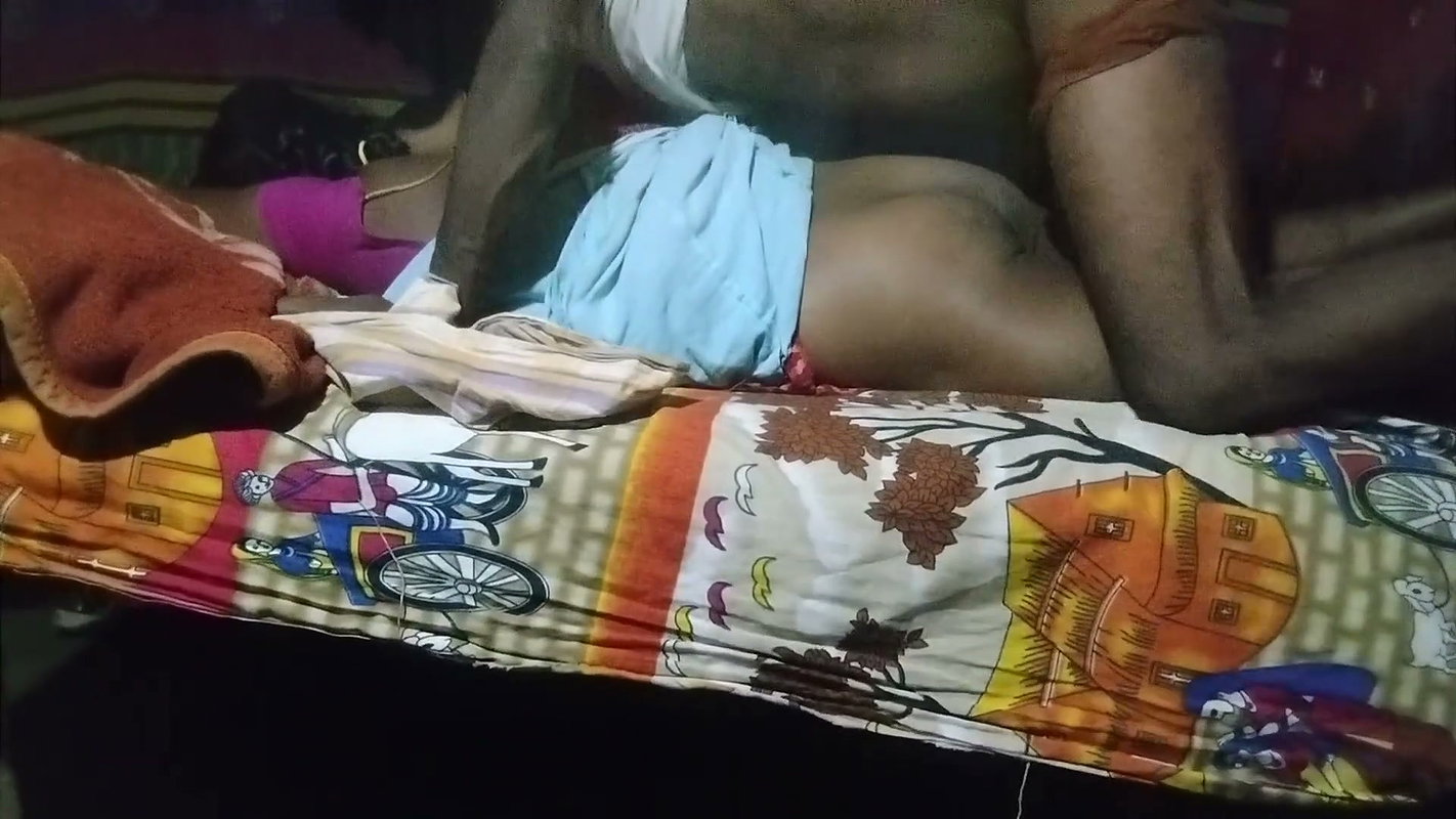 Soya hua mausi ko chod diya