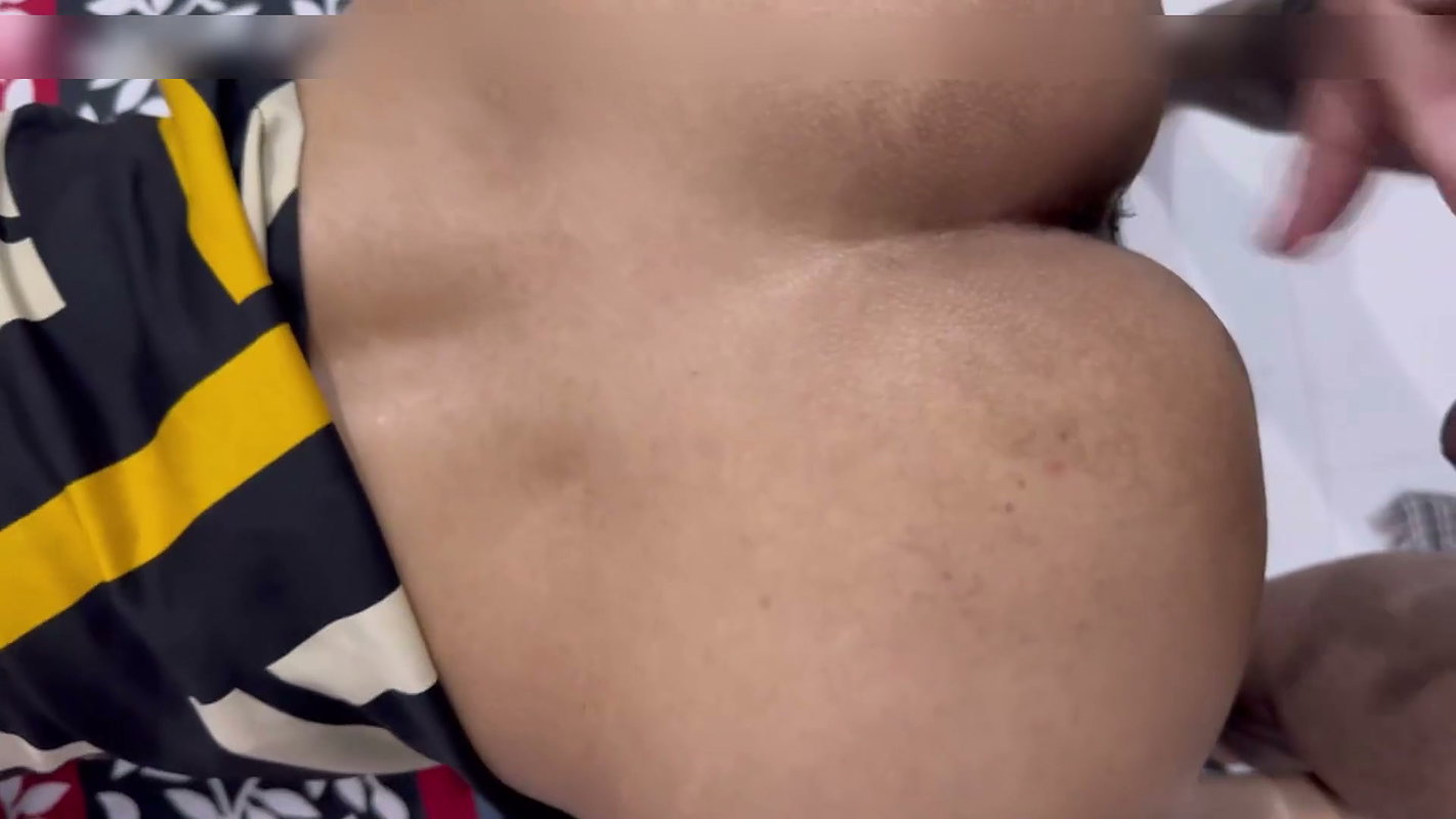 THE OWNER OF THE HOUSE FUCKED THE MAID’S TIGHT PUSSY BY PAYING MONEY