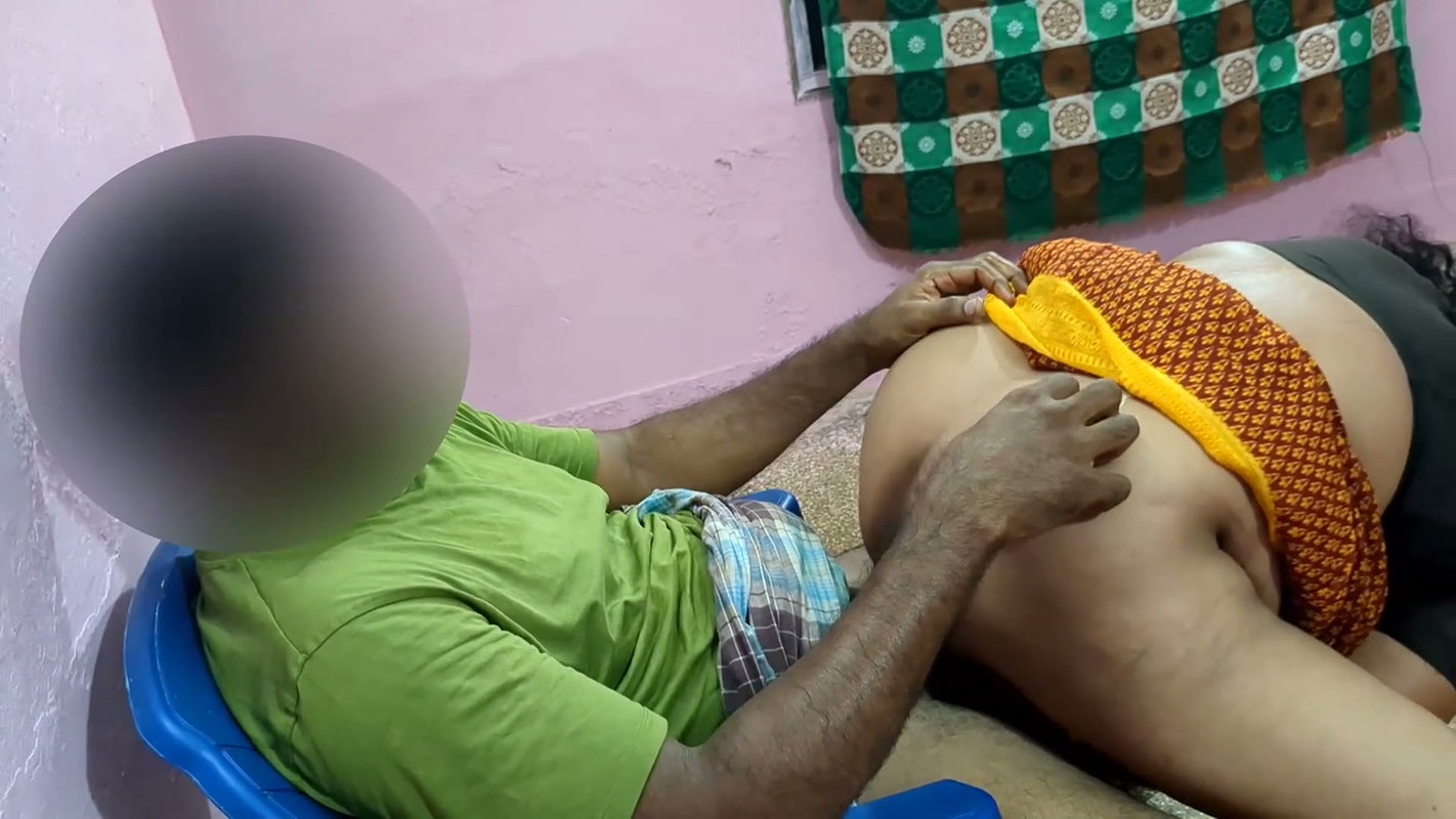 While I was sitting, Aunty brought me water to drink. I tried to touch her vagina. Hot and spicy sex