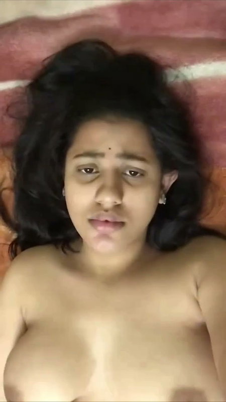 Horny Indian Girl showing for BF3