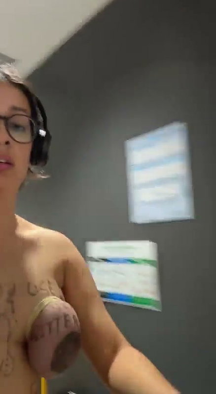 SexyGF Showing & Bathing updates 25