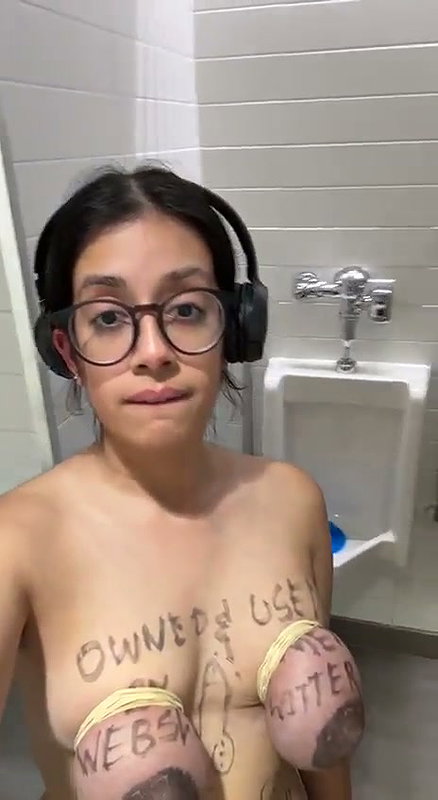 SexyGF Showing & Bathing updates 25