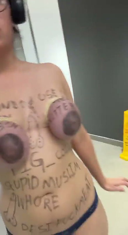 SexyGF Showing & Bathing updates 25
