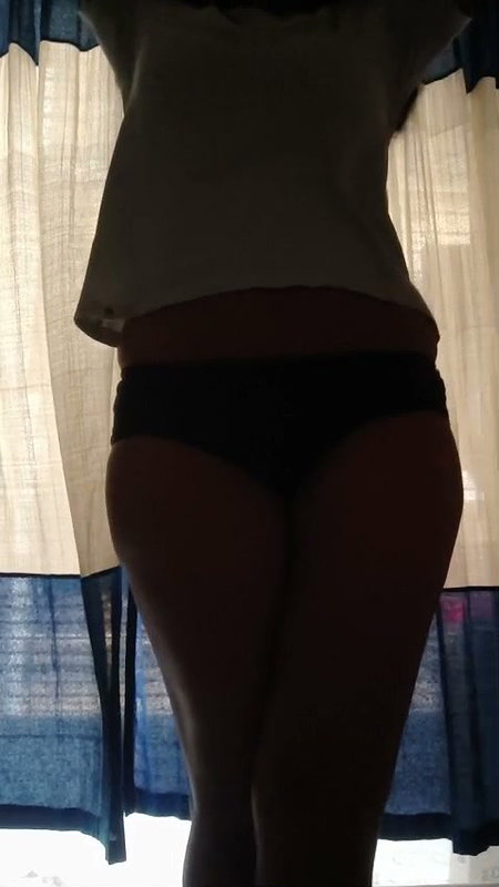 Horny Girl Showing update3