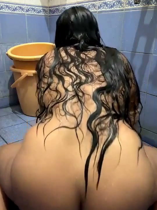 Goddess Full Nude Bathroom Cam Show 22