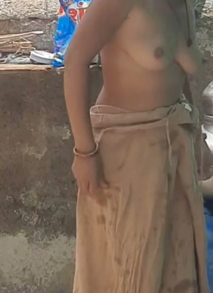 bhabhi outdoor bathing neibour secretly capture bhabhis boobs pussy and ass 22