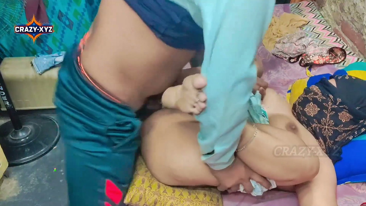 Beautiful Stepsister having Sex with stepbrother BBC, Desi Village Stepsister tight pussy Fuking (Hindi audio)