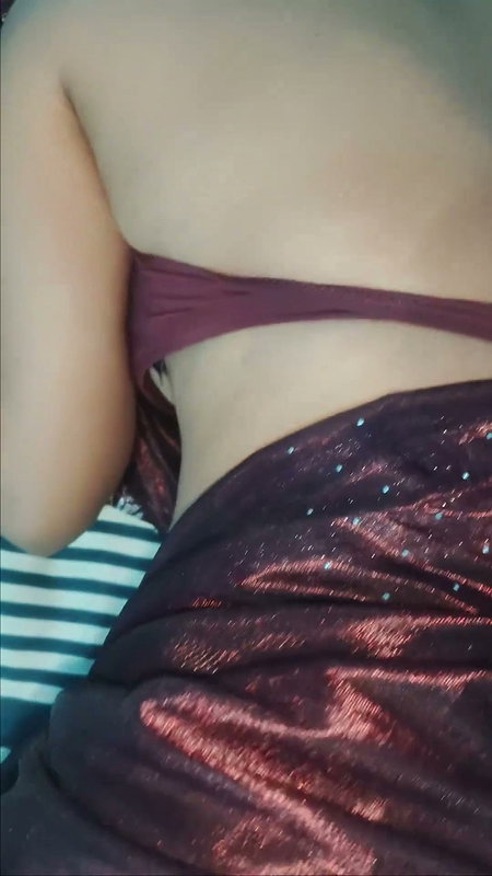 Bhabhi ki hard chudai kardi reel banane ke bahane me