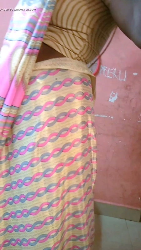 Desi Tamil Naughty Wife Renu Petticoat Blouse Saree Tease for Hubby’s Friend! Indianhotwifex
