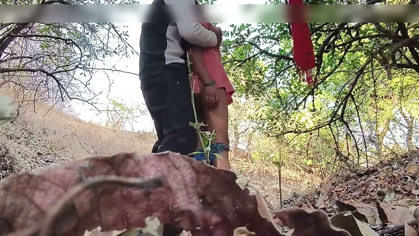 Indian Nabiya stepsister want to Outdoor Sex Stepsister want to Sucking Big Indian Cock