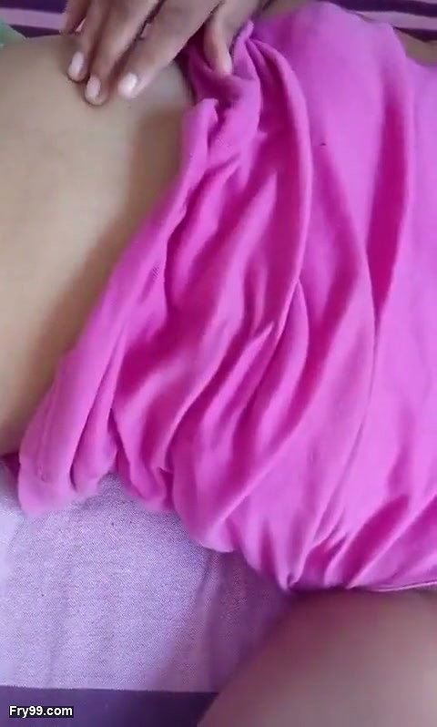 Intense Finger Masturbation of the Clitoris and Penetration