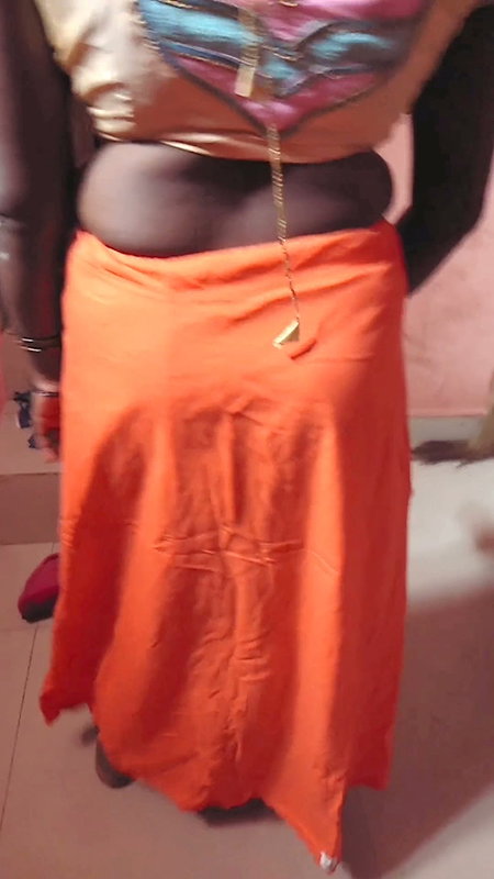 Desi Tamil House Maid in Petticoat Bra Cleaning Tease & Wild Reverse Cowgirl Ride on Owner! Indianhotwifex
