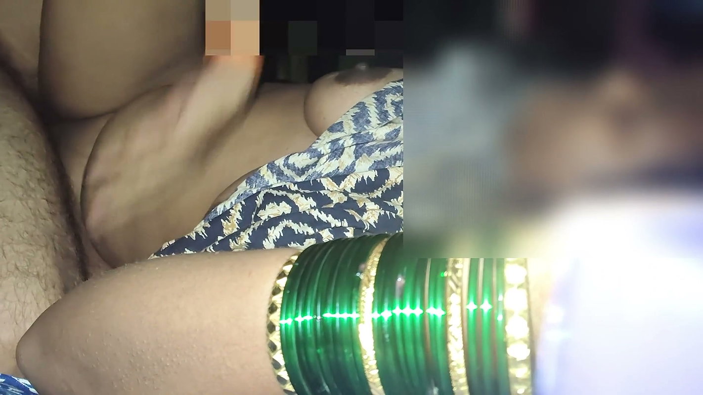 Enjoying Morning Tight Pussy Sex with Desi Step Mom. Real Sex Video. Horny Indian MILF.