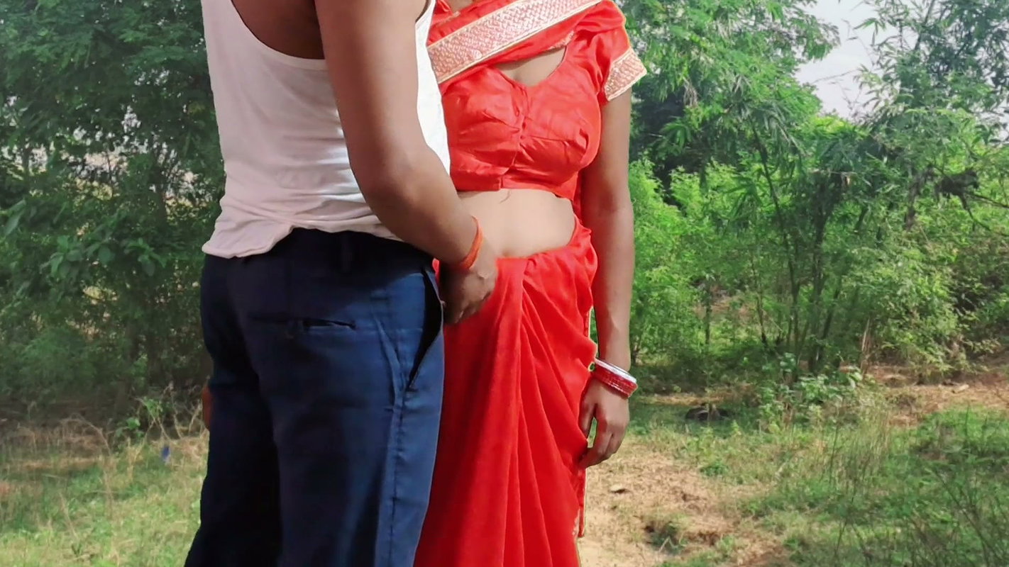 Horny Couple Outdoor Fuck in the Indian Forest