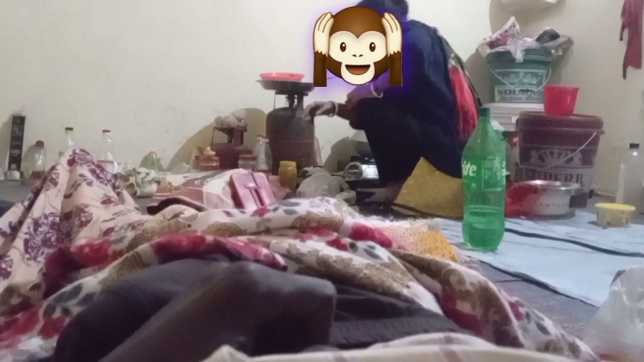 I Was Cooking and the Guy Masturbated Behind My Back. Indian Desi Boy and Mummy