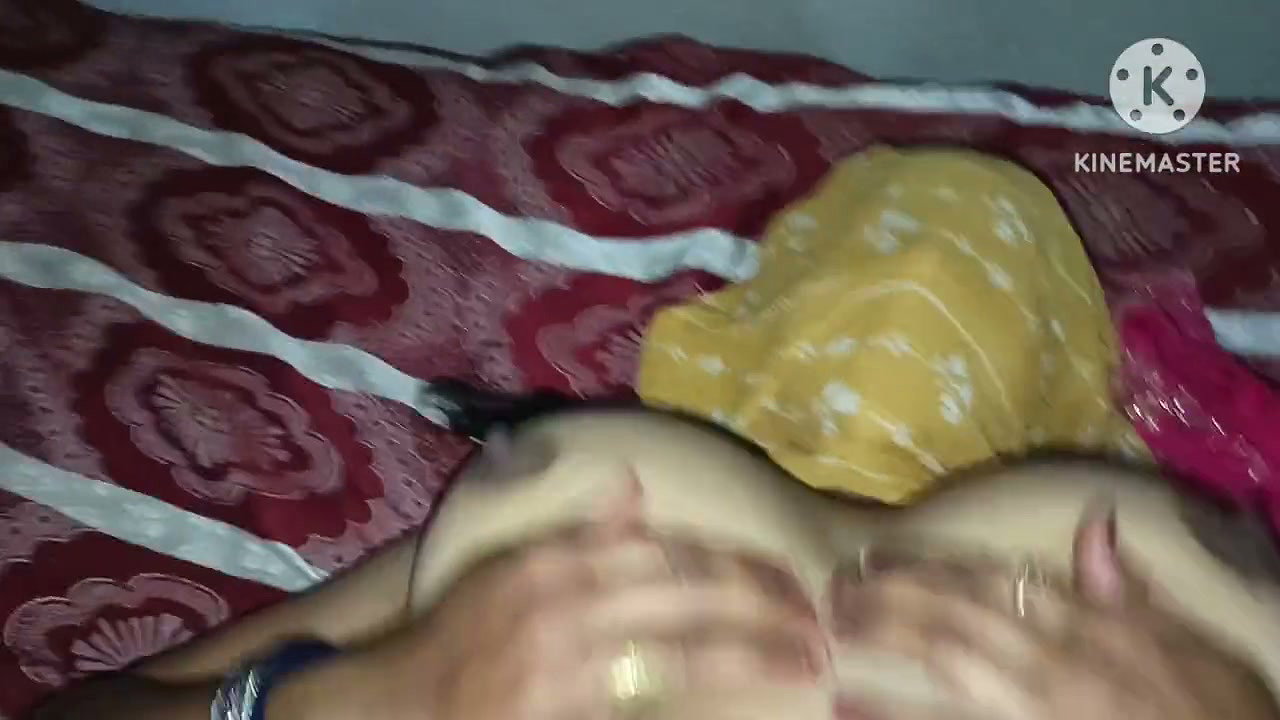 Kavita Bhabhi Turns When She Was Changing Clothes for Party