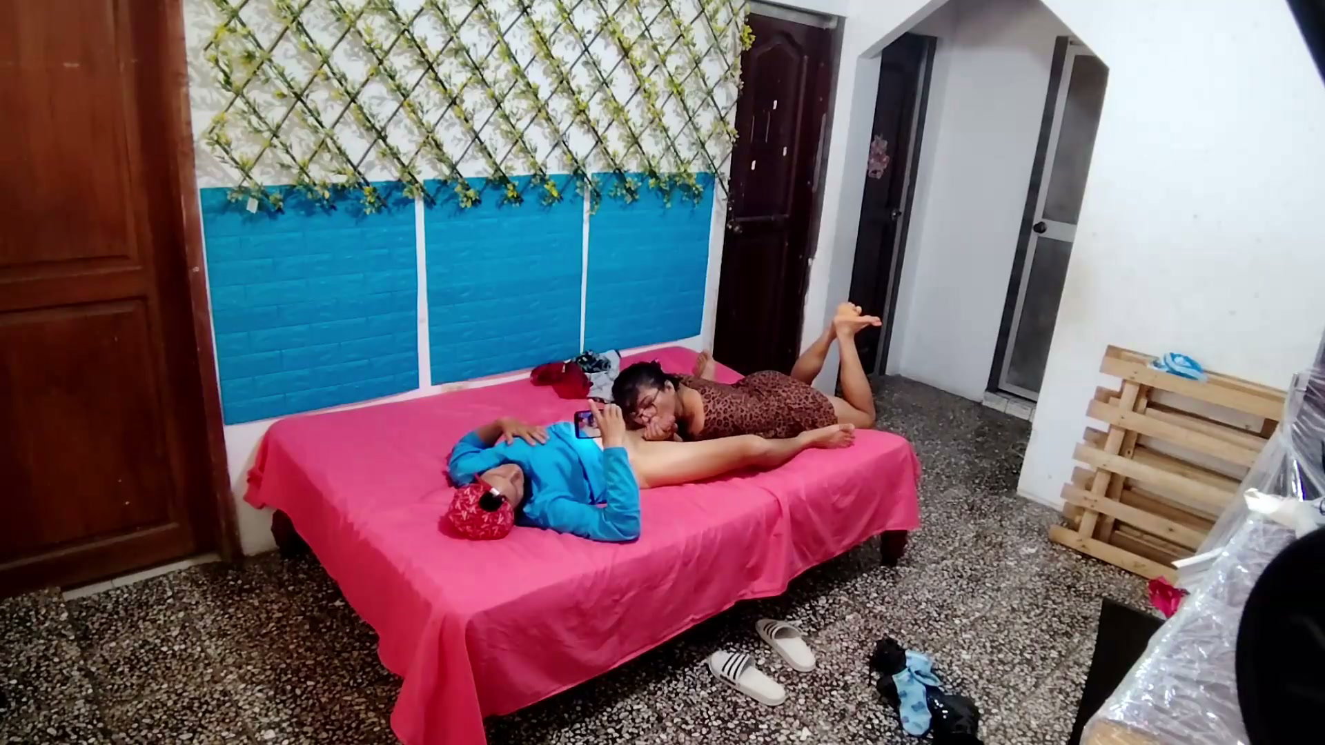 Frame 9