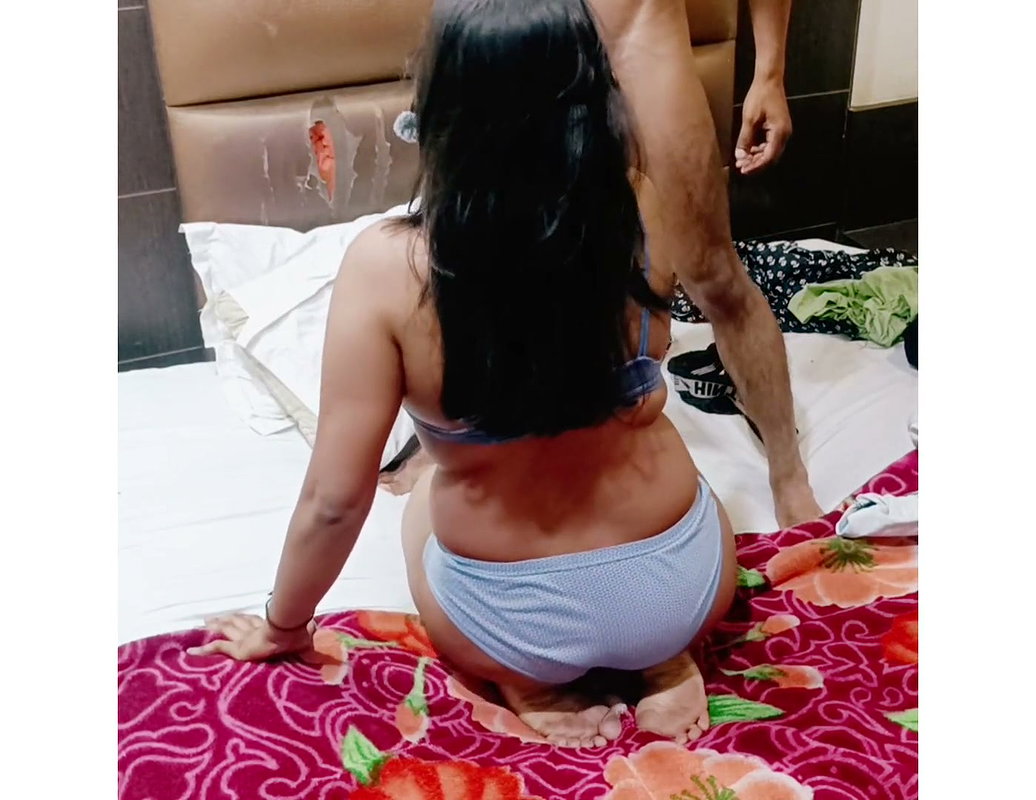 The Pleasure of Talking Dirty to Your Boyfriend and Rubbing Your Pussy with His Hands
