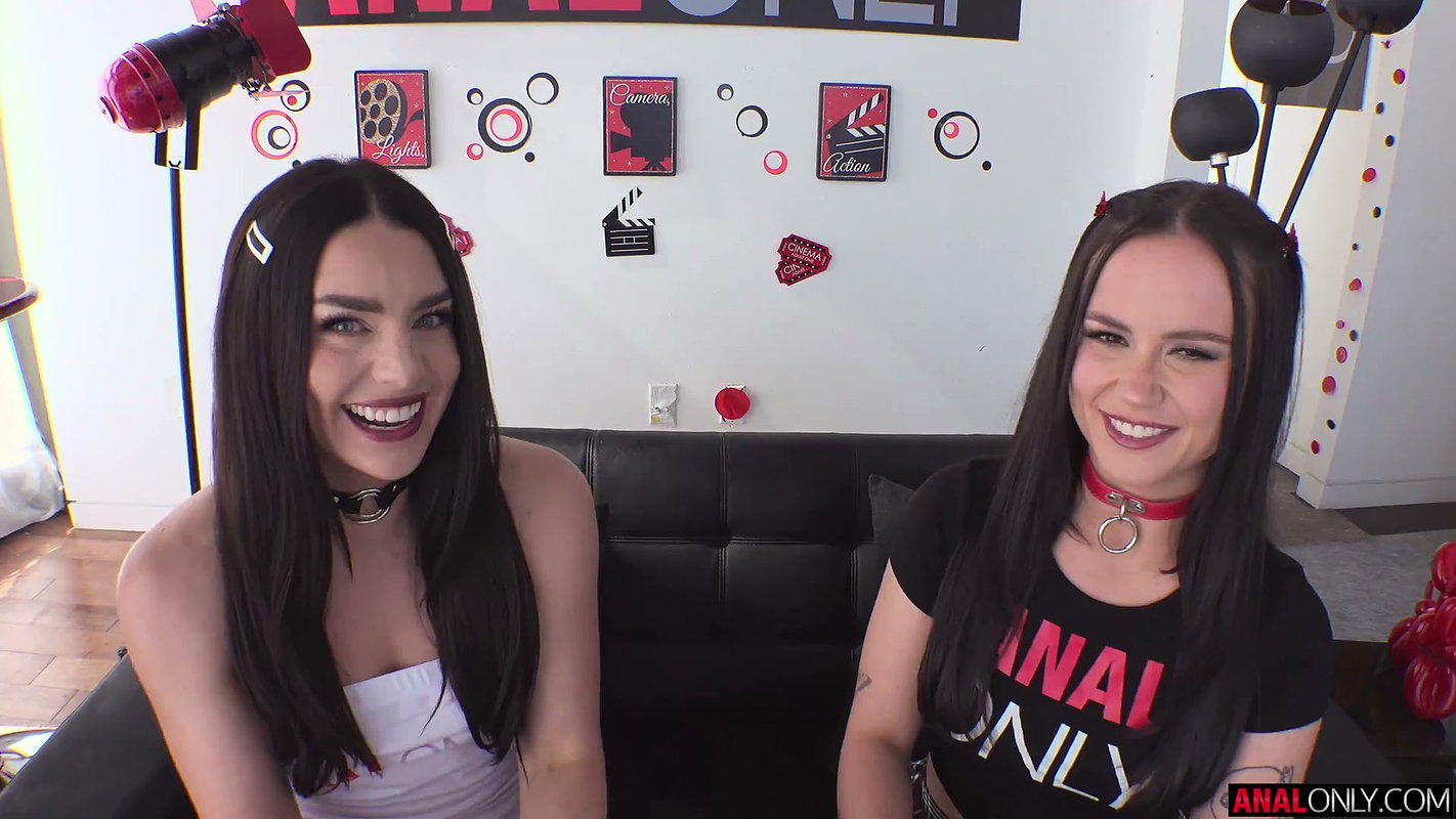 Maddie Wren & Iris Leon – Anal Training Iris and Maddie