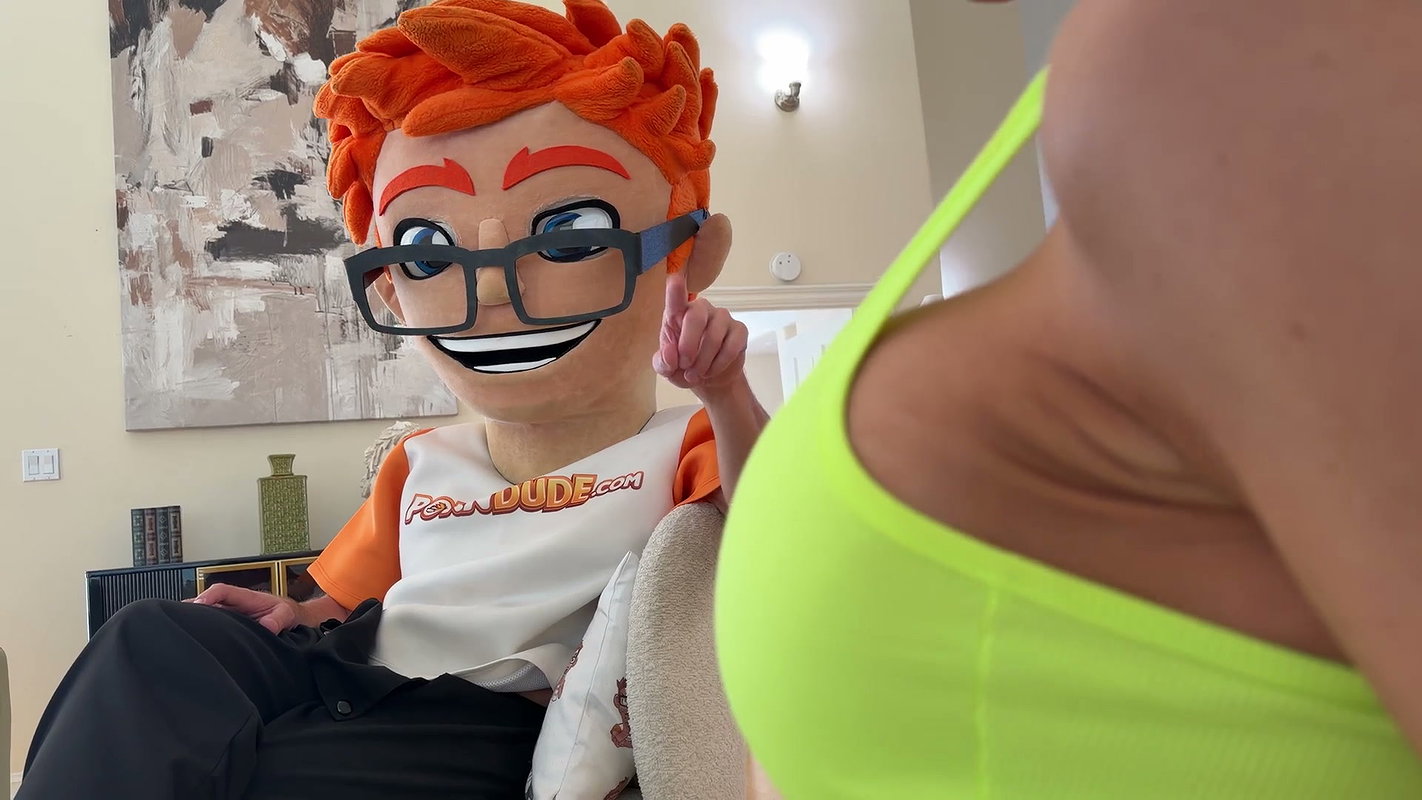 Bad Bella – Bad Bella Meets Porn DudeΓÇÖs Trouser Snake