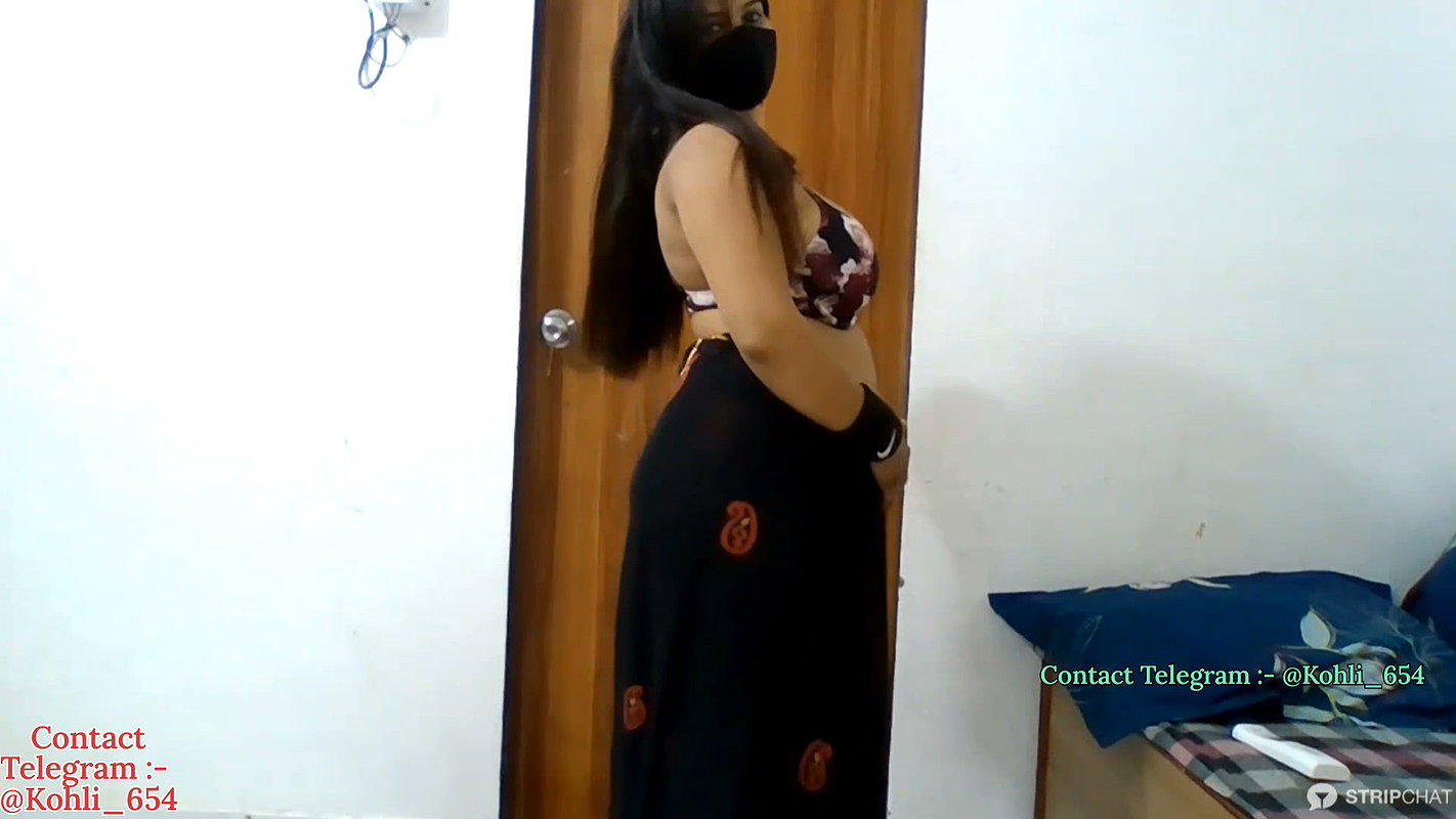 Queen Pvt Teen Lusty Dance TightAss 11Min DirtyTalk Fingering