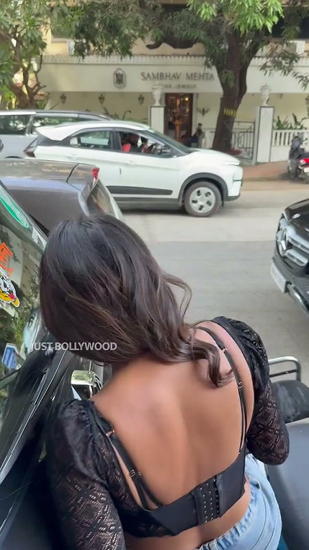 SHARMA IRRESISTIBLE ALWAYS BOLD BOMBSHELL SEXY TEASE 2 1