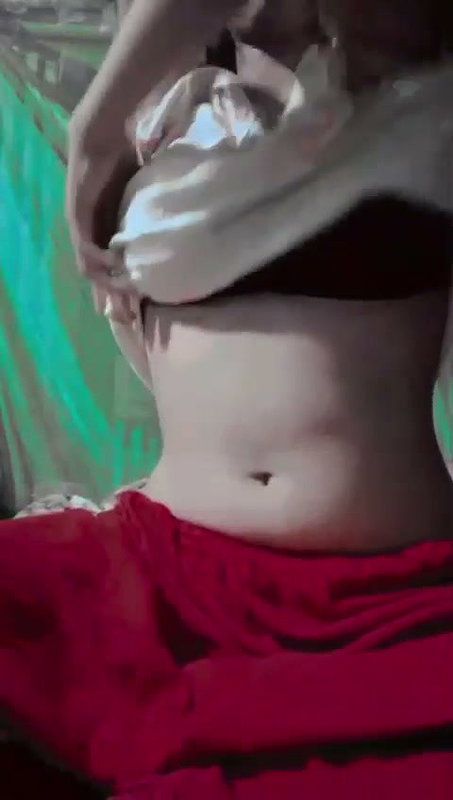 villege sexy girl squeeze boobies 2