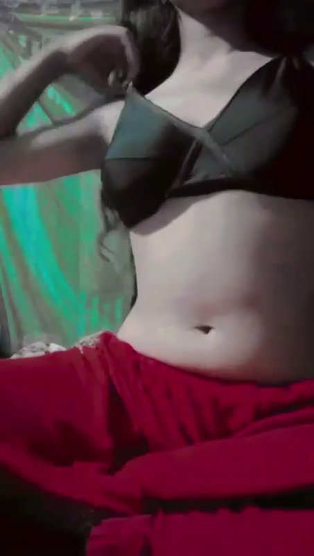 villege sexy girl squeeze boobies 2