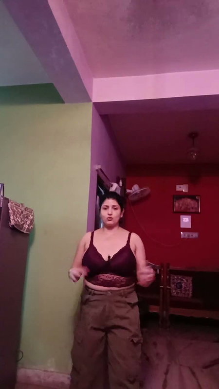 Busty_Bengali_lady_huge_tits_in_red_bra