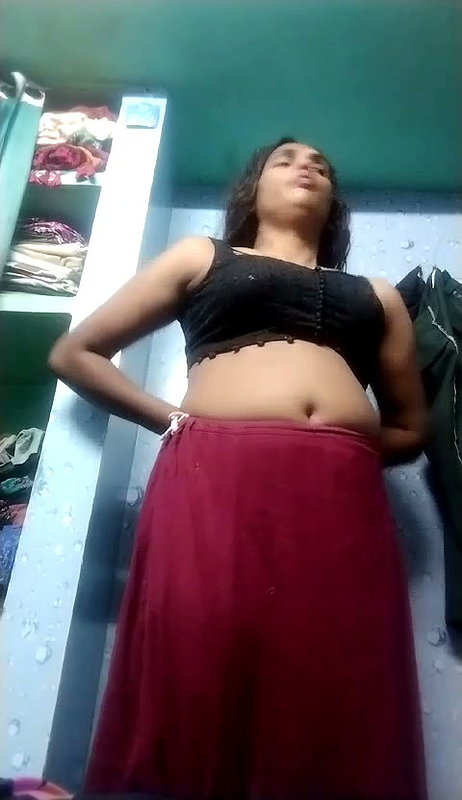 beautiful horny trans squeeze her big boobs and show all 2