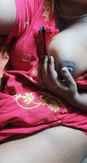 milf mallu showing Her big boobies and hairy pussy 2