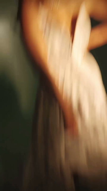 SEXY MILF SHRIYA SARAN AMPLE CLEAVAGE VIEW UUUFFF 2