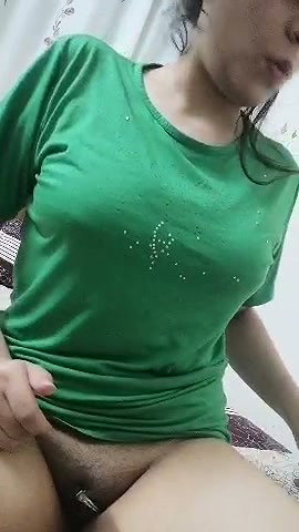 mature women using klip her pussy lips and nipples 2