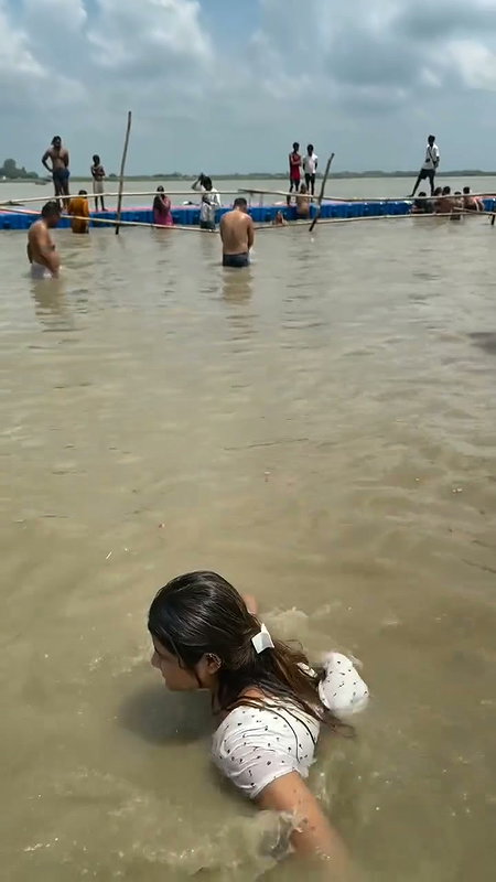 Model Vanshika Hapur Shower in River Nipples were Visible Through Her Clothes 2 1