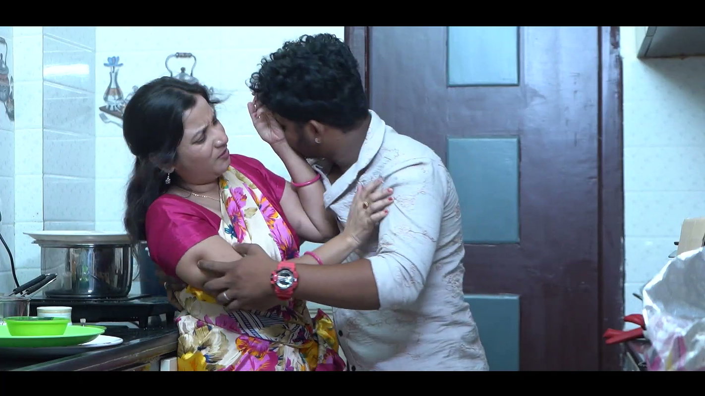 & unknown hot scene – Cheating wifehusband, Maid-Malik, Side hip, Intimate