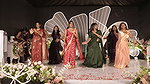 Malayali_sexy_beautful_girl_navel_in_saree__dance