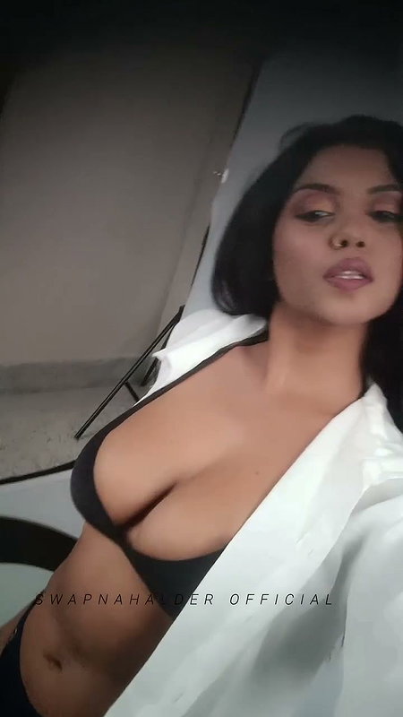 HALDER DAMN SEDUCTIVE CUM DESERVING CLEAVAGE VIEW UUFFF 2 1