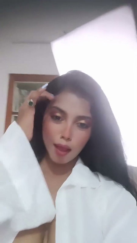 HALDER DAMN SEDUCTIVE CUM DESERVING CLEAVAGE VIEW UUFFF 2 2