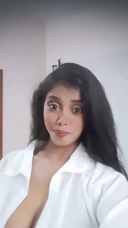 HALDER DAMN SEDUCTIVE CUM DESERVING CLEAVAGE VIEW UUFFF 2 2