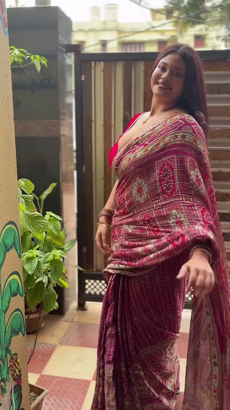 punjabi lady in red blouse and saree 2 2