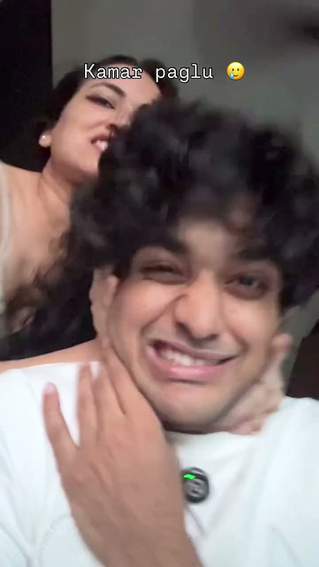 playing with gf’s navel in white dress 2 2