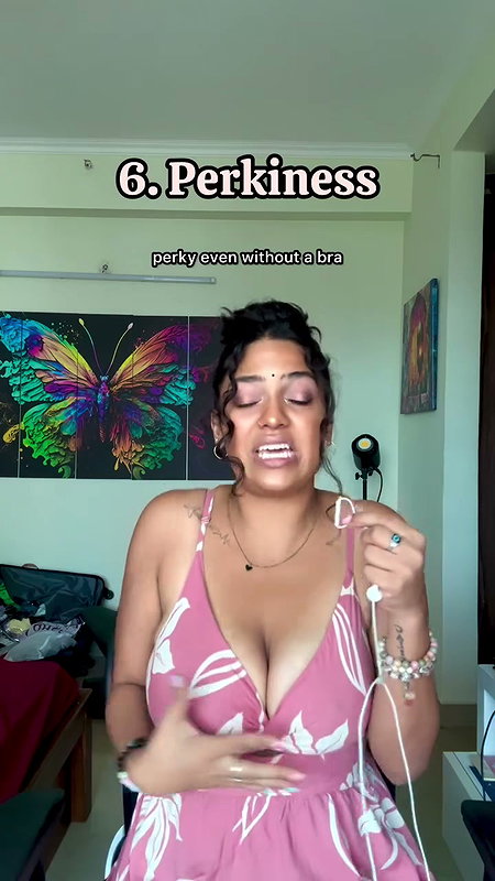 busty lady educating on fake vs real tits 2 2