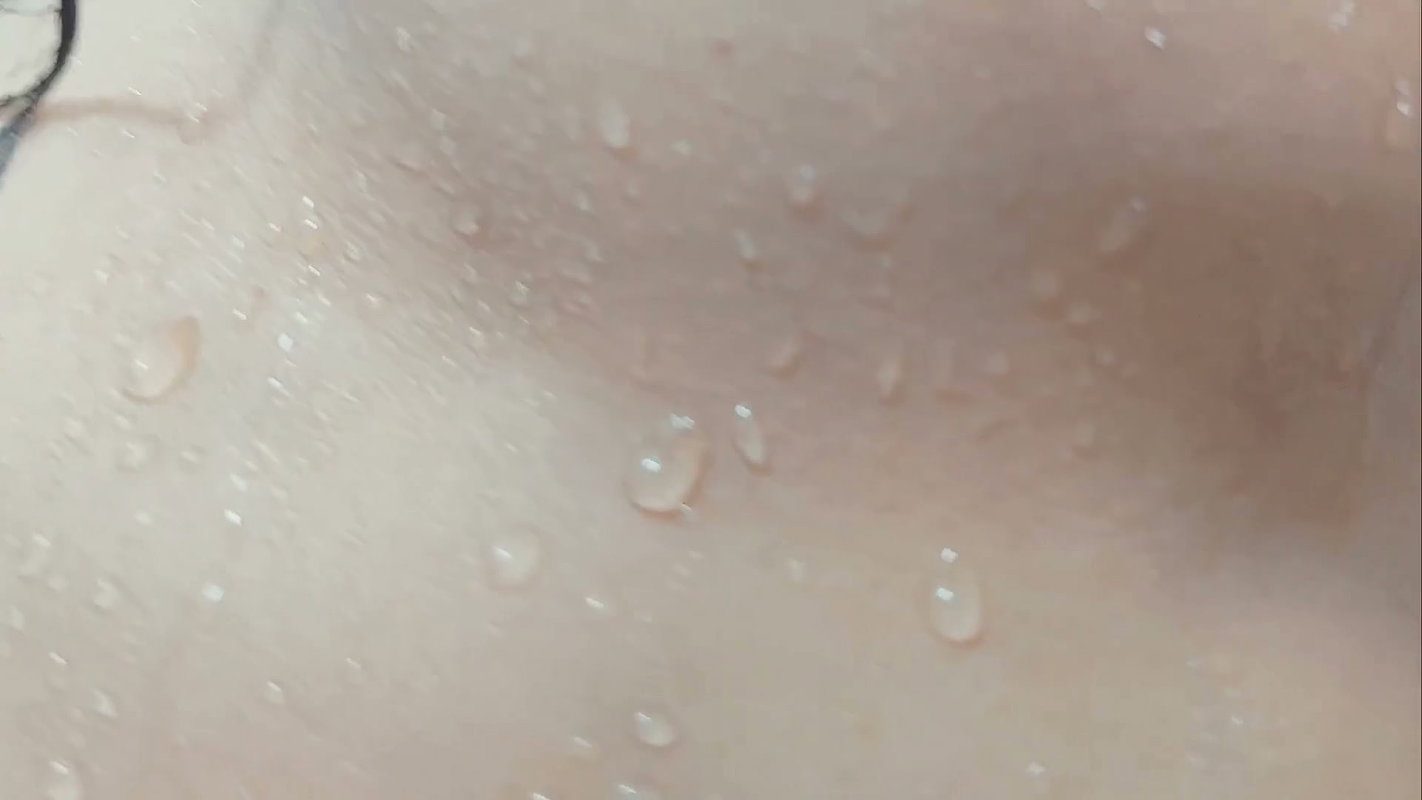 Bareback Fingering Fuels Endless Pussy Sweat And Thunderous Thrusts