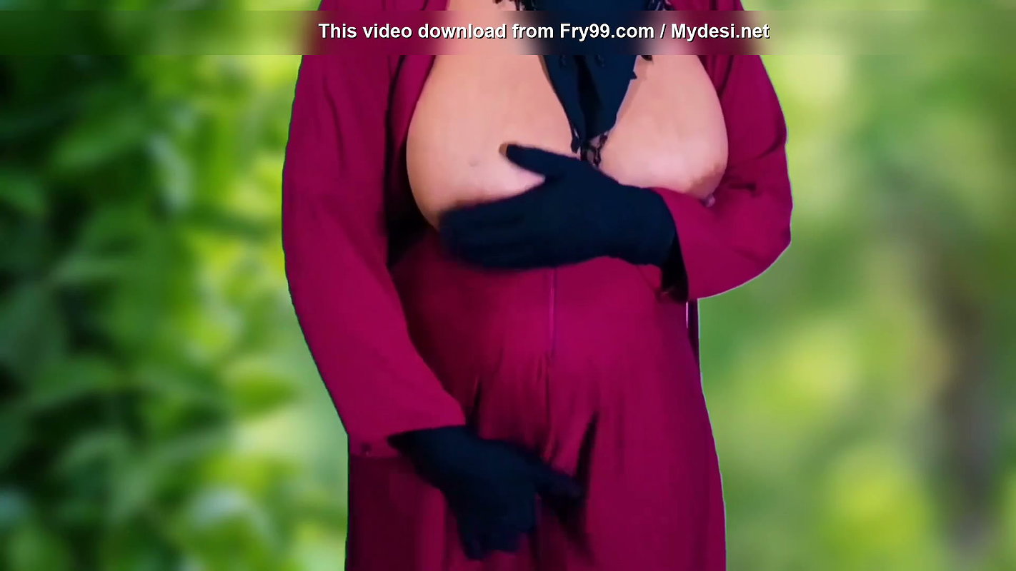 Beautiful village housewife gets fucked by a man