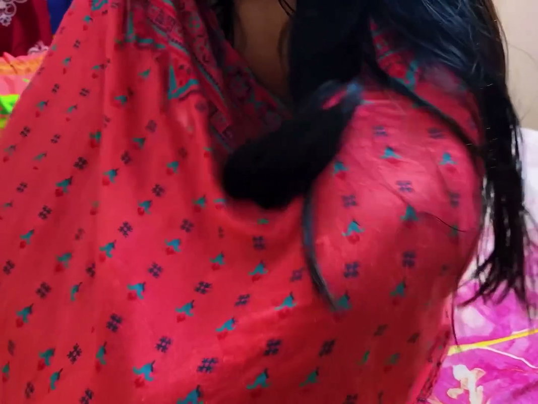Bhabhi crazy for fucking because her husband not at home