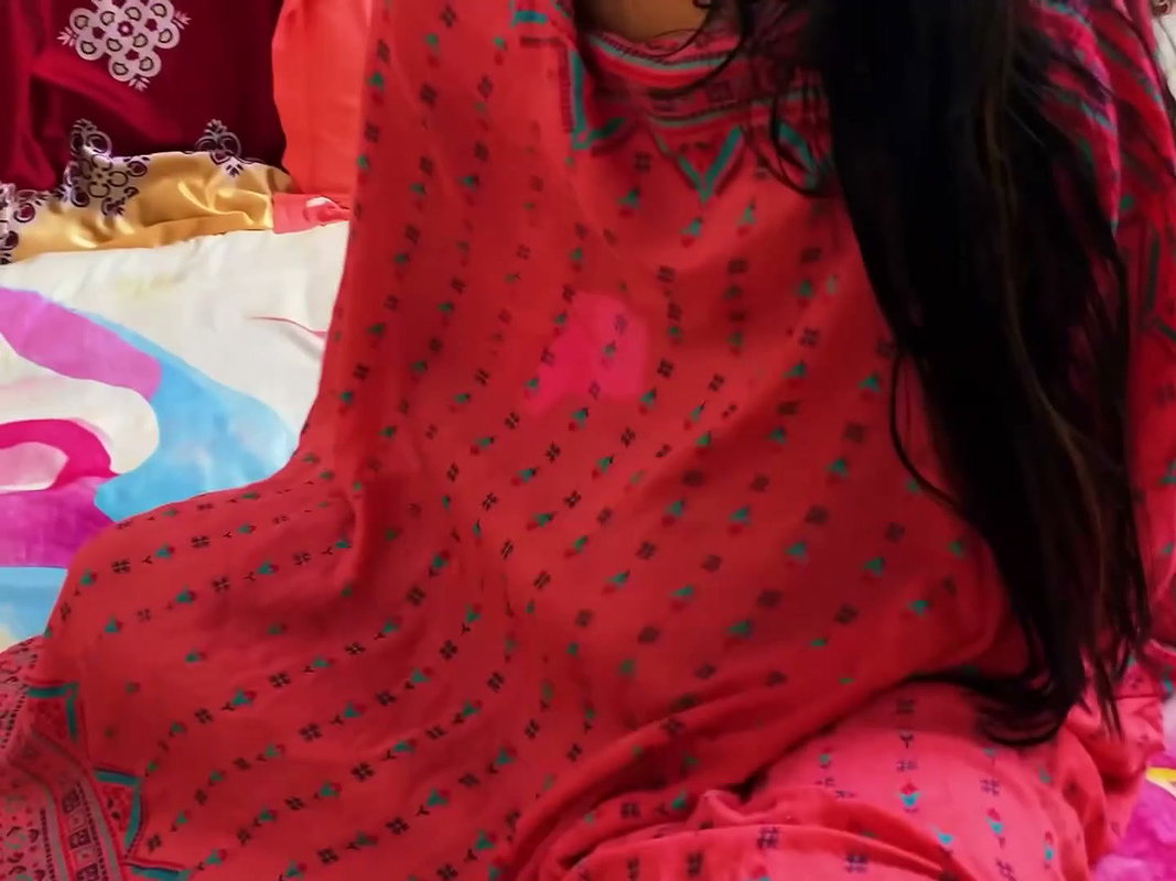 Bhabhi crazy for fucking because her husband not at home