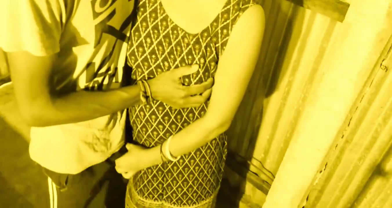 Debor Has No Chance Of Resisting MILF bhabi Big Beautiful Tits And Juicy Ass